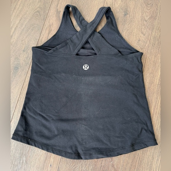 Vintage Lululemon cross back tank with built in bra - Picture 2 of 4